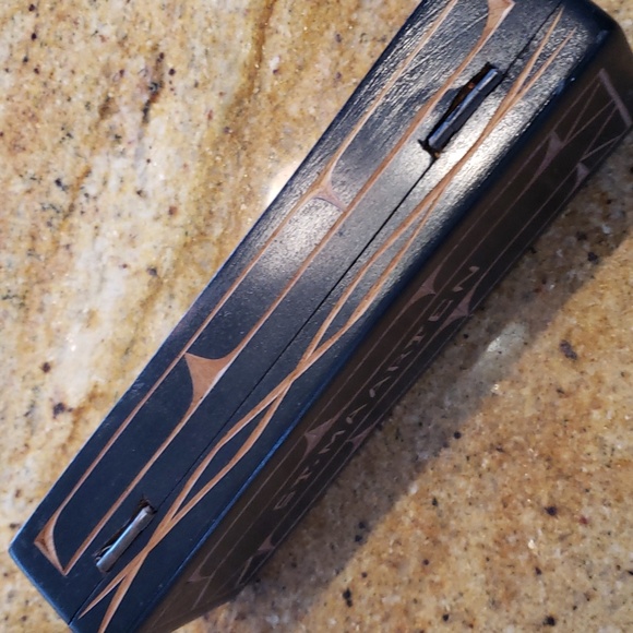 Vintage Carved Wooden Trinket Box from St. Marteen - Picture 11 of 16